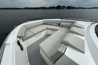 Thumbnail von Cruisers Yachts 38 GLS