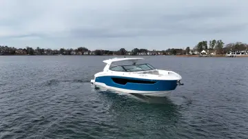 Thumbnail von Cruisers Yachts 38 GLS