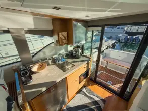 Thumbnail von Tiara Yachts 39 Coupe