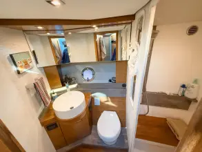 Thumbnail von Tiara Yachts 39 Coupe