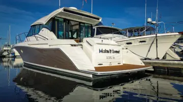 Thumbnail von Tiara Yachts 39 Coupe