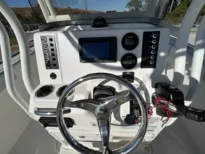 Thumbnail von Robalo R220