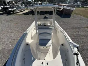 Thumbnail von Robalo R220