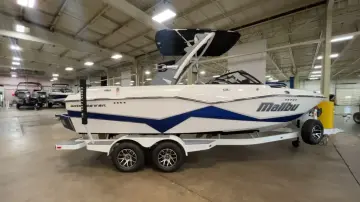Thumbnail von Malibu Boats 22 LSV