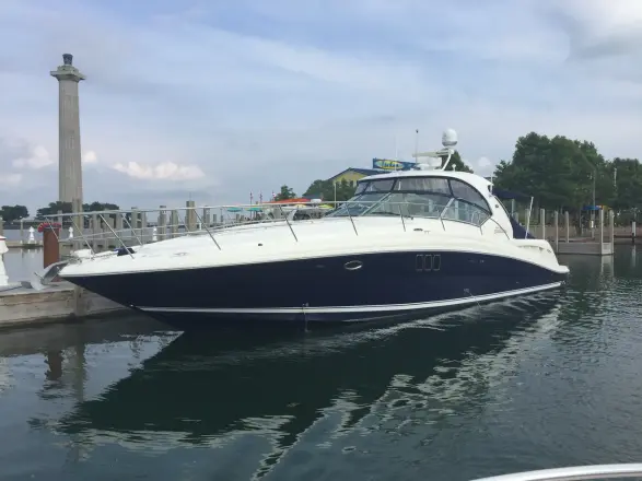 Sea Ray 440 Sundancer