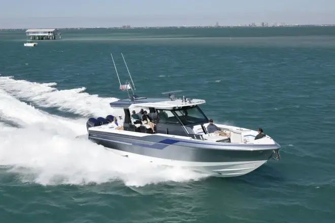 Formula 457 Center Console Sport