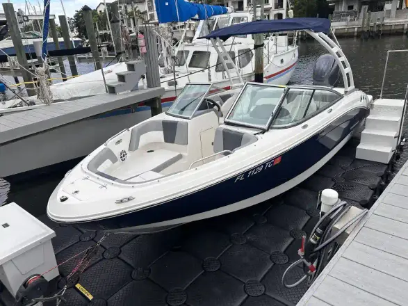 Chaparral 21 SSI