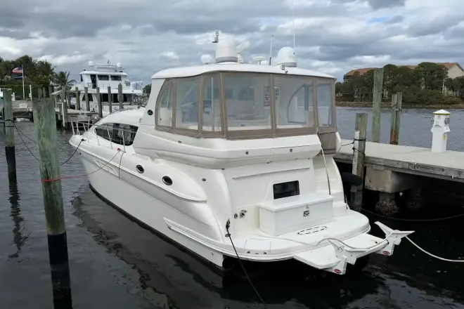 Sea Ray 480 Motor Yacht