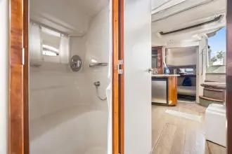 Thumbnail von Sea Ray 440 Sundancer