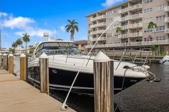 Thumbnail von Sea Ray 440 Sundancer