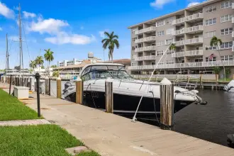 Thumbnail von Sea Ray 440 Sundancer