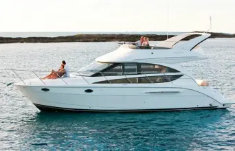Thumbnail von Meridian 391 Sedan