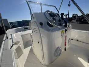 Thumbnail von Boston Whaler 150 Montauk