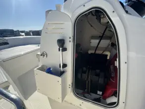 Thumbnail von Boston Whaler 150 Montauk