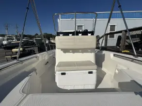 Thumbnail von Boston Whaler 150 Montauk