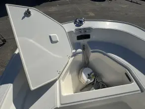Thumbnail von Boston Whaler 150 Montauk