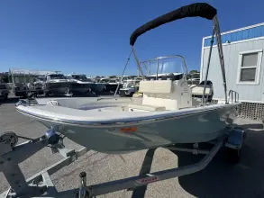 Thumbnail von Boston Whaler 150 Montauk