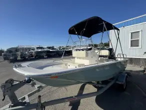 Thumbnail von Boston Whaler 150 Montauk