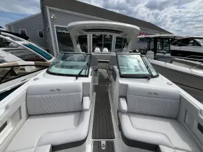 Thumbnail von Sea Ray SLX 310 Dıştan Takma