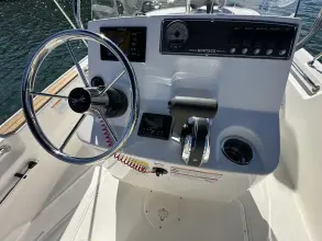 Thumbnail von Boston Whaler 170 Montauk