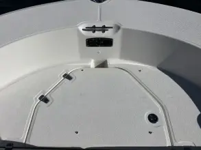 Thumbnail von Boston Whaler 210 Montauk