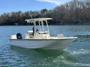 Thumbnail von Boston Whaler 210 Montauk