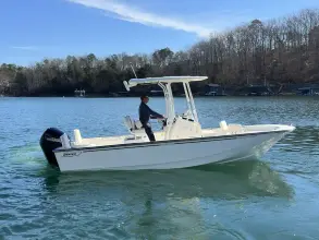 Thumbnail von Boston Whaler 210 Montauk