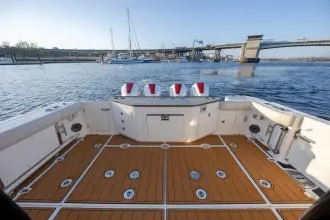 Thumbnail von Boston Whaler 405 Conquest NEW TRADE-IN- ALL OFFERS & TRADES WELCOME