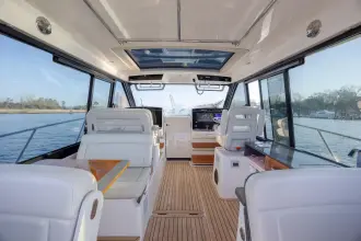 Thumbnail von Boston Whaler 405 Conquest NEW TRADE-IN- ALL OFFERS & TRADES WELCOME