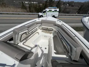 Thumbnail von Boston Whaler 330 Vantage
