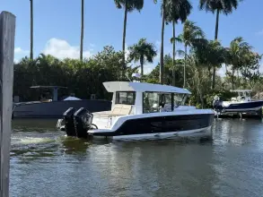 Thumbnail von Cruisers Yachts 38 VTR EC