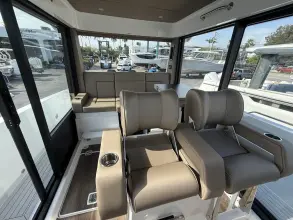 Thumbnail von Cruisers Yachts 38 VTR EC