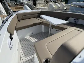 Thumbnail von Cruisers Yachts 38 VTR EC