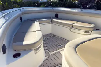 Thumbnail von Boston Whaler 350 Outrage