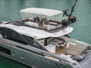 Thumbnail von Azimut S8