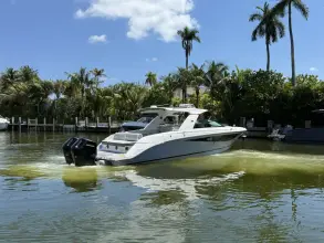 Thumbnail von Sea Ray SLX 400 Dıştan Takma