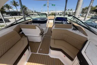 Thumbnail von Sea Ray SLX 310 Dıştan Takma