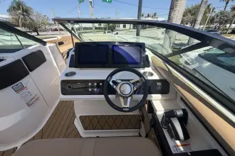 Thumbnail von Sea Ray SLX 310 Dıştan Takma