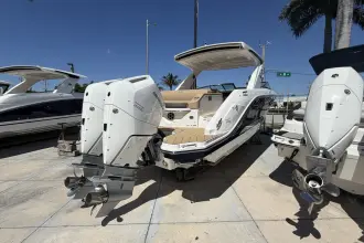 Thumbnail von Sea Ray SLX 310 Dıştan Takma