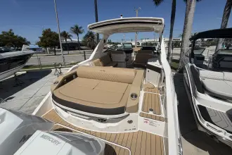 Thumbnail von Sea Ray SLX 310 Dıştan Takma