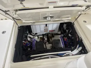 Thumbnail von Boston Whaler 320 Vantage