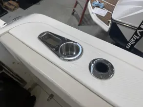 Thumbnail von Boston Whaler 320 Vantage