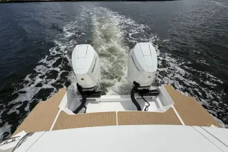 Thumbnail von Sea Ray 320 Sundancer Außenborder