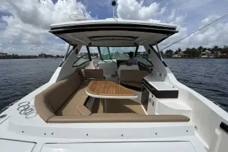 Thumbnail von Sea Ray 320 Sundancer Außenborder