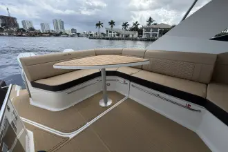 Thumbnail von Sea Ray 320 Sundancer Außenborder