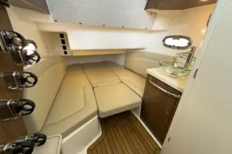 Thumbnail von Boston Whaler 380 Outrage