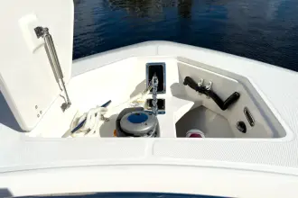 Thumbnail von Boston Whaler 380 Outrage