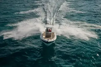 Thumbnail von Boston Whaler 230 Outrage
