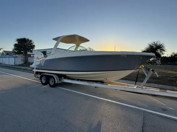 Chris-Craft 28 LAUNCH