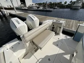 Thumbnail von Boston Whaler 280 Outrage